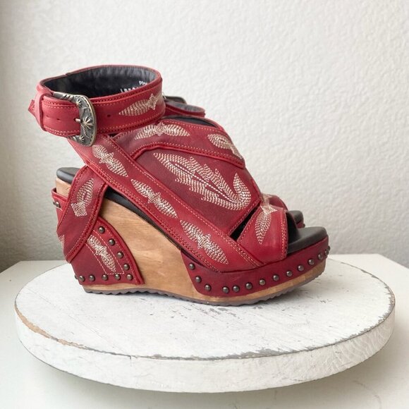 Lane Boots LEXINGTON Womens Red Wedges 6.5 Western Sandals Cowgirl Wooden Heels - Picture 2 of 12